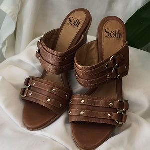 Sofft 3 1/2 inch sandal